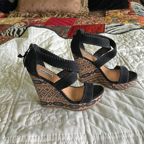 Not Rated | Shoes | Womens Not Rated Black Wedges | Poshmark